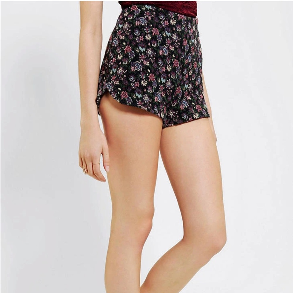 Kimchi Blue Urban Outfitters Floral Printed Shorts